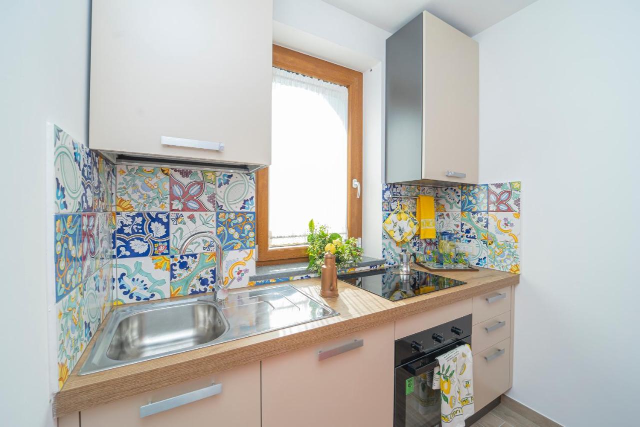 Tra Sole E Limoni Apartments Tramonti Bagian luar foto