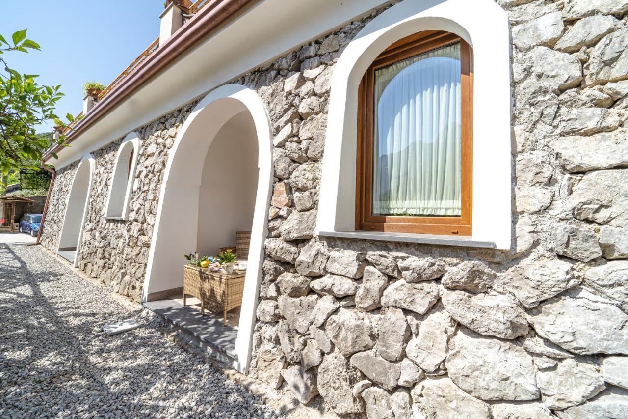 Tra Sole E Limoni Apartments Tramonti Bagian luar foto